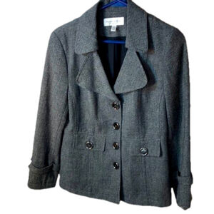 Conrad C Wool Blend blazer – Size 6 Proportion Petite